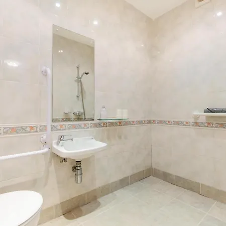 2 Bed In Oc-ds238