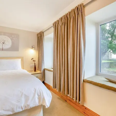 2 Bed In Oc-ds238